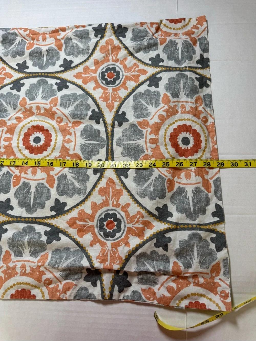 Pottery Barn Veronica Medallion Pillow Shams